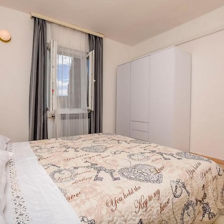 Apartmani Dajana Primosten Bagian luar foto