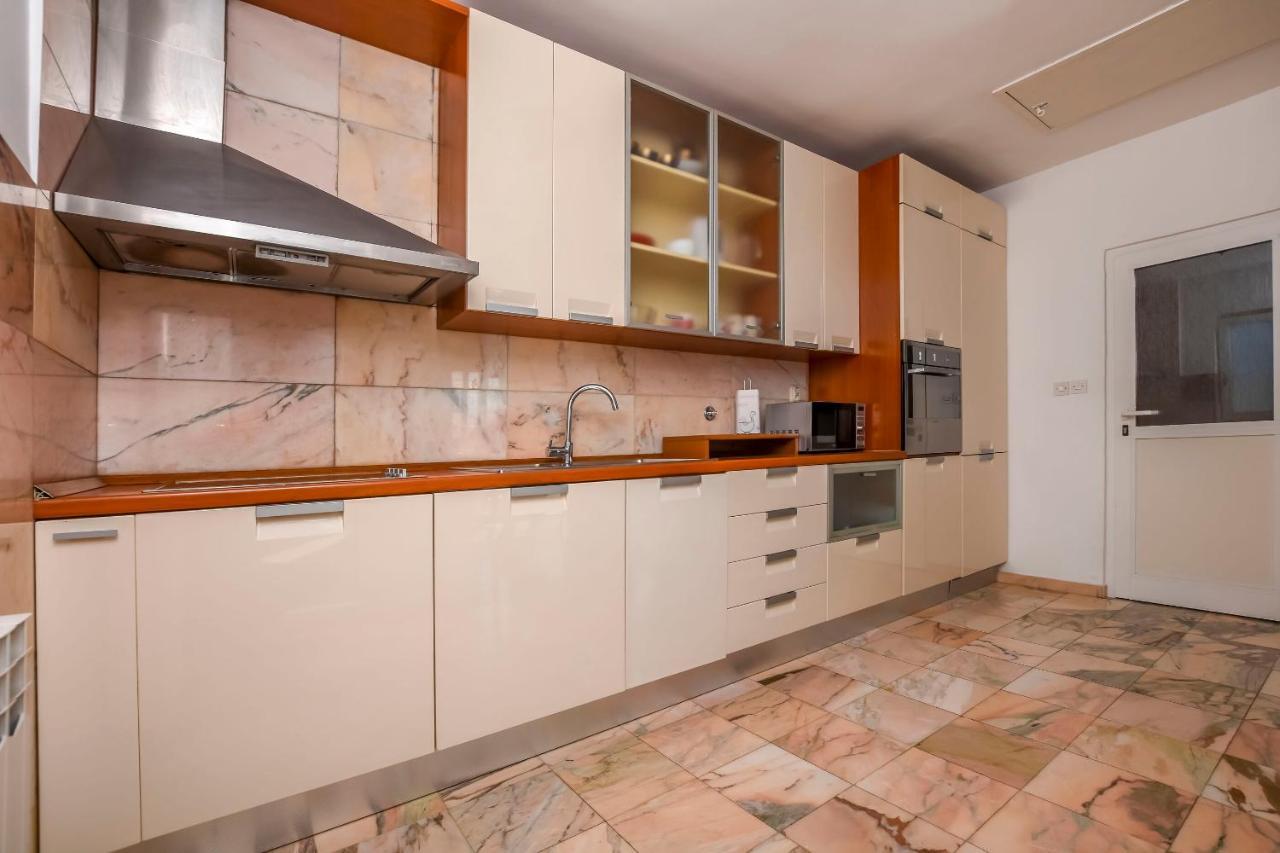 Apartmani Dajana Primosten Bagian luar foto