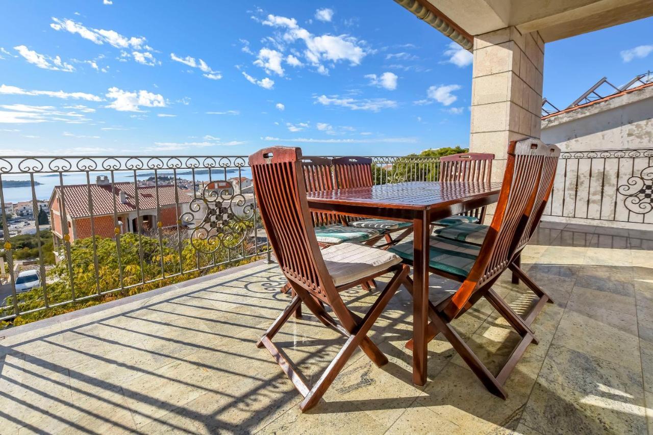 Apartmani Dajana Primosten Bagian luar foto