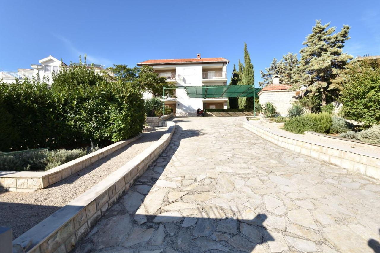 Apartmani Dajana Primosten Bagian luar foto